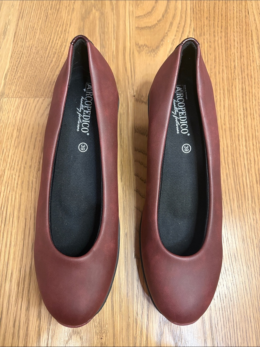Arcopedico Women's Maroon Shoes